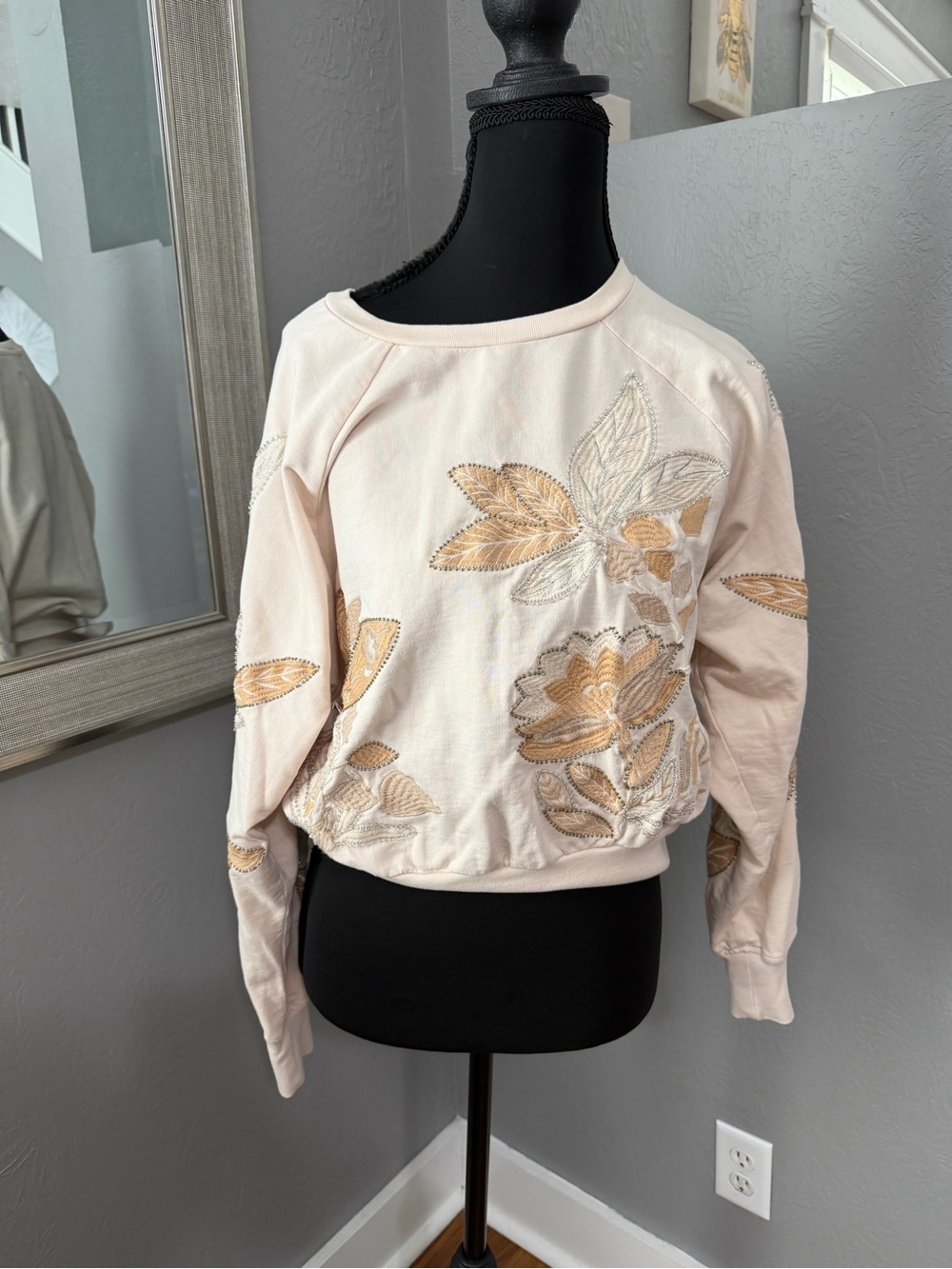 Anthropologie beaded floral embroidered cottage-core romantic sweatshirt XXS - Picture 2 of 9